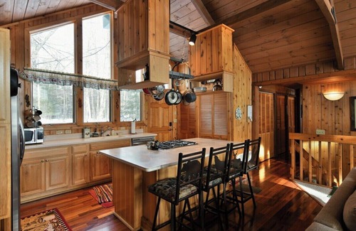 Cable Cabin | Cottage at Missing Acre 3 Bedroom Home on Lake Namakagon