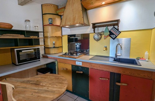Coulevon Cottage | Cottage between city and countryside, free Wi-Fi, along painters' circuit