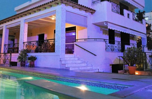 Lagonissi Villa | Cottage BLUE DOLPHINS with private pool