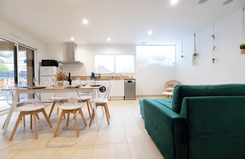 La Gacilly Apartment | Cottage Brocéliande * SPA * Terrace * Location *