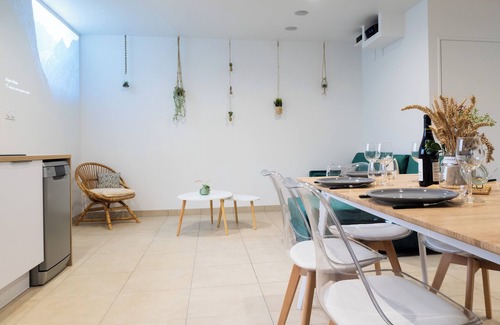 La Gacilly Apartment | Cottage Brocéliande * SPA * Terrace * Location *
