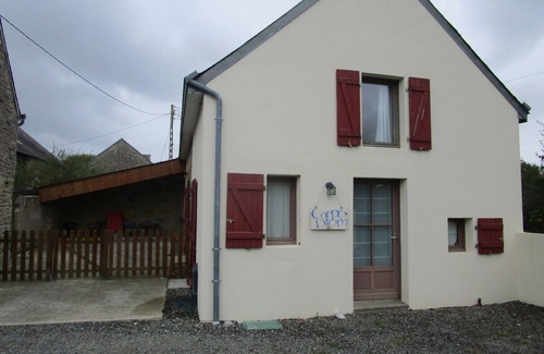 Quimperle House | Cottage CARPE DIEM 10 minutes from the beach (for 4 people and 1 baby)