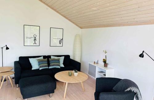 Vordingborg House | Cottage Close To Forest & Beach