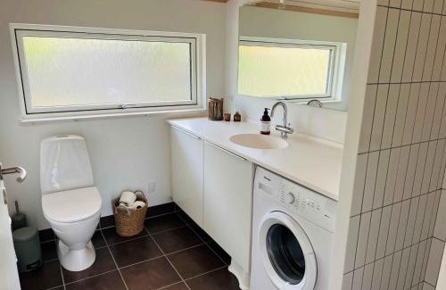Vordingborg House | Cottage Close To Forest & Beach