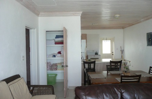 George Town Villa | Cottage Cut Villas