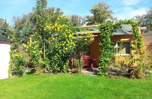 Wuthenow House | Cottage directly on the lake with boat to 6 pers., Many mushrooms, fishing area, swimming
