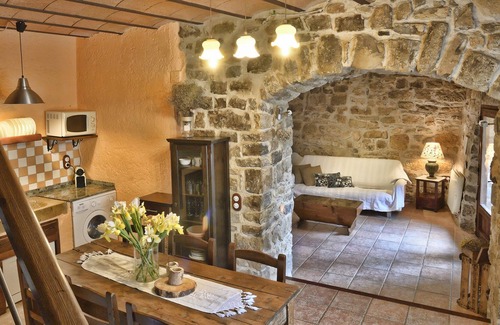 Calonge de Segarra Cottage | Cottage for 5 people (full rental)