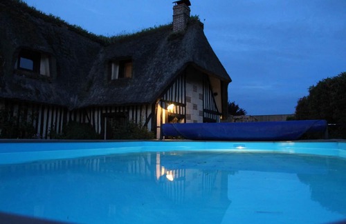 Fatouville-Grestain House | Cottage for 5 people with swimming pool near Honfleur/sauna