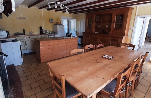 Le Vretot Cottage | Cottage between sea and countryside.