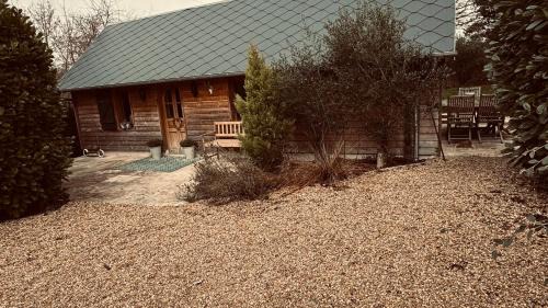 Saint-Antonin-de-Sommaire Villa | Cottage Normand avec sa grande piscine chauffée toute l année sur parc arboré et clos En plein coeur de la campagne adapté aux kids et Dog friendly