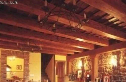 Robledo de la Guzpena Cottage | Cottage (full rental) La Venta del Alma for 8 people