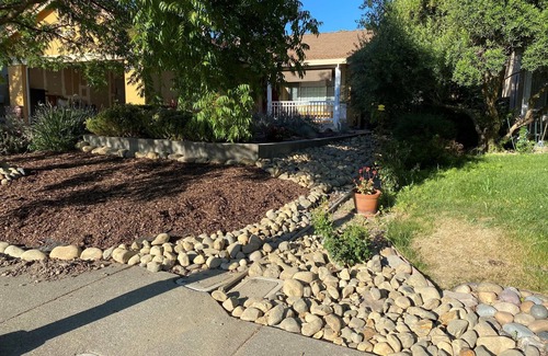 Windsor House | Cottage home near the Russian River; county parks; numerous wineries