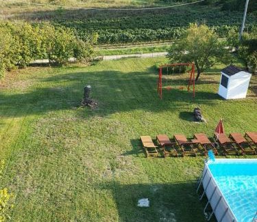 Ricaldone House | Cottage Il grappolo with pool