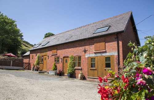 Llangollen Cottage | Cottage in Dee Valley near Castell Dinas Bran