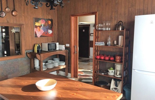 Castellar de N'hug Cottage | Cottage in the Pyrenees