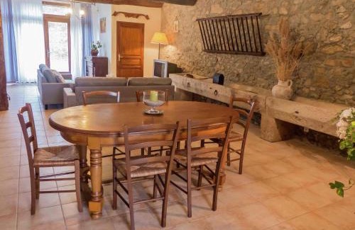 Montbrun-des-Corbieres House | Cottage in Montbrun near Midi Canal