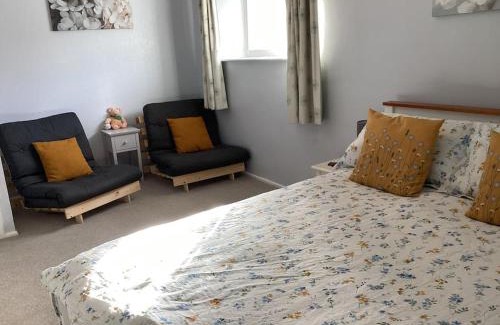 Kenn House | Cottage in North Somerset