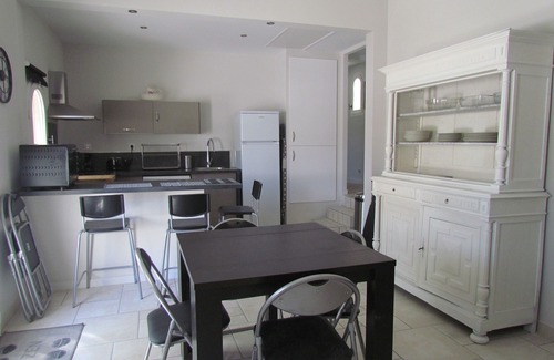 Boulbon Cottage | COTTAGE IN PROVENCE NEAR AVIGNON NOT OVERVIEW AIR CONDITIONED