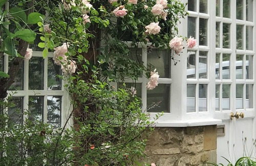 Patchway Cottage | Cottage in the Cotswolds UK