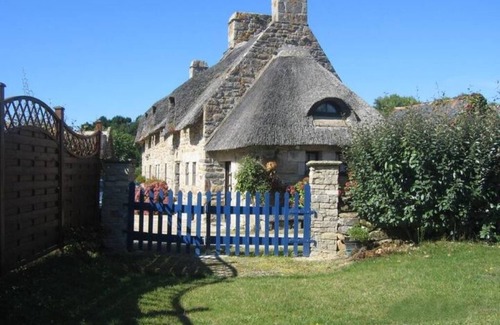 Nevez Cottage | Cottage in the heart of the village of Kerascoët.