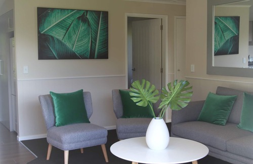 Tai Tapu Cottage | Cottage in the valley