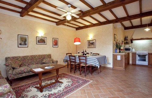 Santa Maria Cottage | Cottage in Tuscany with Pool & Olive Groves