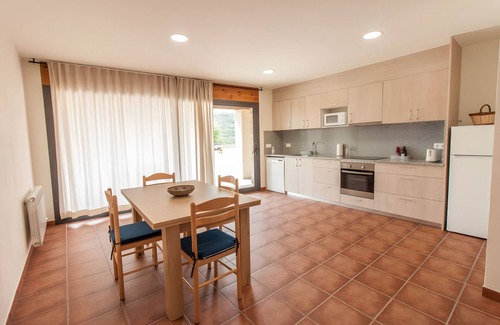 La Vall de Bianya Cottage | Cottage 'La Cabanya Planella' with Mountain View, Private Terrace and Wi-Fi
