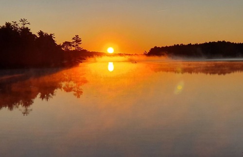 Pleasant River House | Cottage, Lakefront holiday near Kejimkujik National Park, Bridgewater, Nova Scotia
