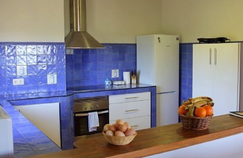 Candeleda Cottage | Cottage Las Camelias for 6 people