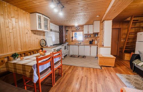 Goreljek Ski Chalet | Cottage of Rising Sun
