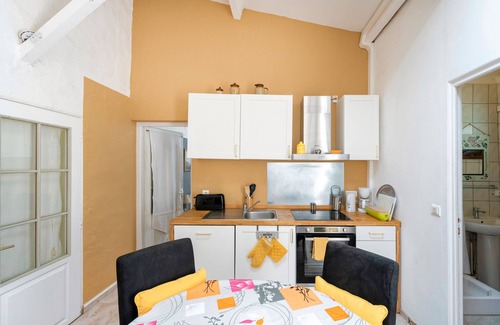 Panjas House | Cottage 'Ostau Flor' with Shared Pool, Private Terrace and Wi-Fi