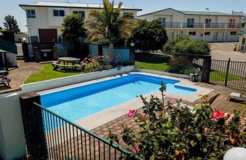 Tauranga Hotel | Cottage Park Thermal Motel