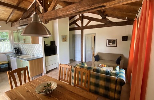 Doissat Cottage | cottage RUBIS heated pool, 5 pers., free wifi