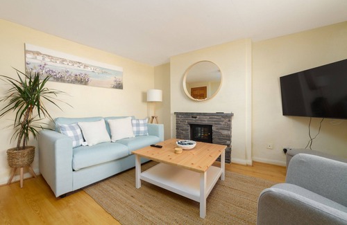 Castletown Cottage | Cottage sleeping 3 people located in Castletown