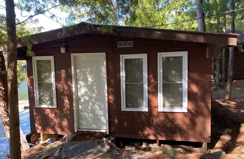 Trent Lakes Cottage | Cottage & Sleeping Bunkies on Stunning Salmon Lake