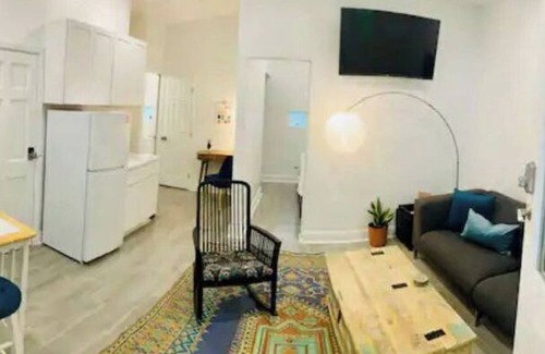 Roswell Apartment | Cottage-Style Garage Apartment
