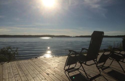 Mariehamn House | Cottage with own beach, seaterrace & pavillion.