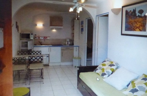 Saint-Remeze Cottage | Cottage with pergola, heated mid-season pool, sauna , at the Gorges de l Ardèche