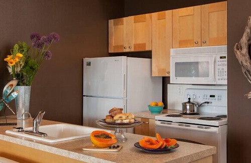 Three Tree Point Cottage | Cottage with Puget Sound, Mount Rainier, & Olympic Views