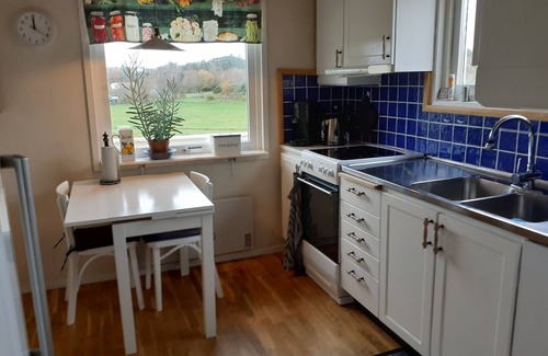 Lycke House | Cottage with sea view near Marstrand | SE09030