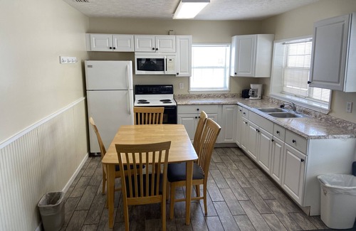 Kiska Beach Cottage | Cottages Christian Retreat