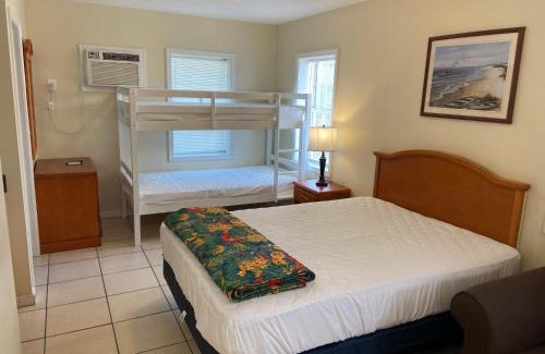Kiska Beach House | Cottages Christian Retreat