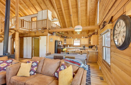 Blanco Cabin | ‘Cottonwood Cabin’ w/Private On-Site Fly Fishing!