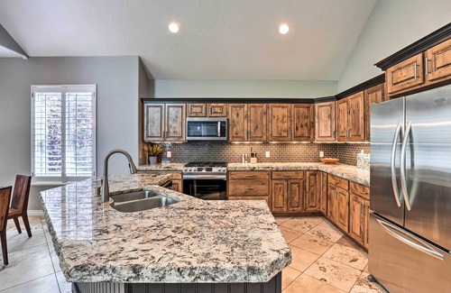 Cottonwood Heights House | Cottonwood Heights House w/Deck & Gas Grill!