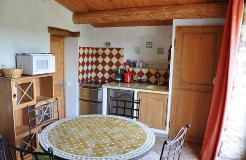 Saint-Michel-l'Observatoire Cottage | country holiday home - 2 rooms - 4 persons