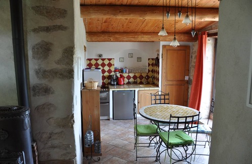 Saint-Michel-l'Observatoire Cottage | country holiday home - 2 rooms - 4 persons