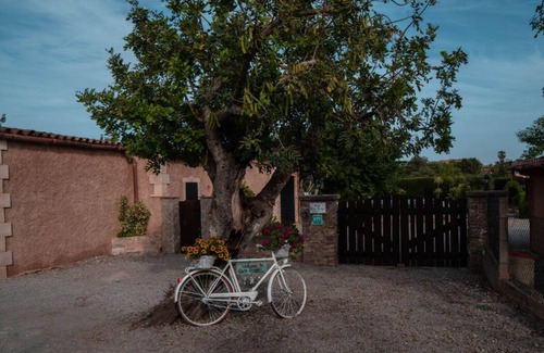 Sant Llorenc des Cardassar House | Country house with large pool and large gardens