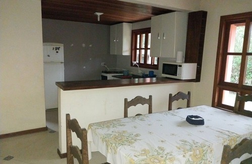 Vargem Grande Paulista House | COUNTRY HOUSE IN GATED COMMUNITY NEAR ANIMÁLIA PARK - PETFRIENDLY