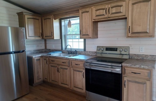 Monkton Cabin | Country cabin in horse country