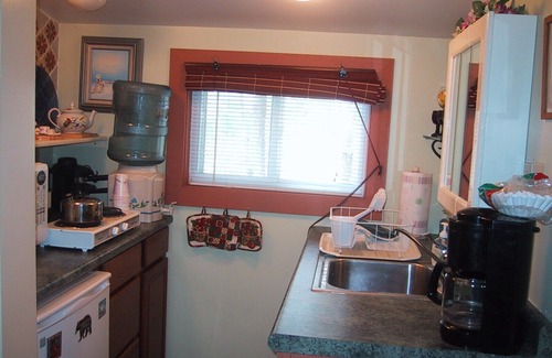 Woodstock Cabin | Country Cabin in Woodstock, NY- Cozy and Pet Friendly